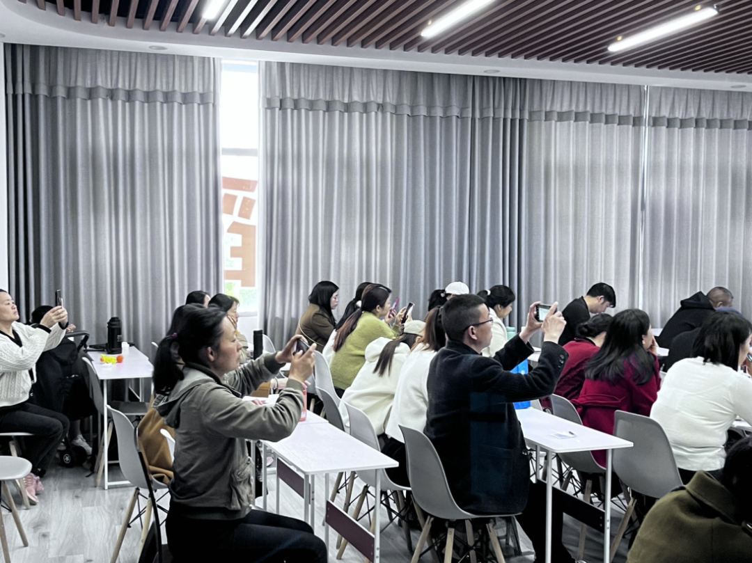 041303.png 041303.png